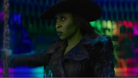 Cynthia Erivo Protects Ariana Grande From Fan At WICKED: FOR GOOD Premiere