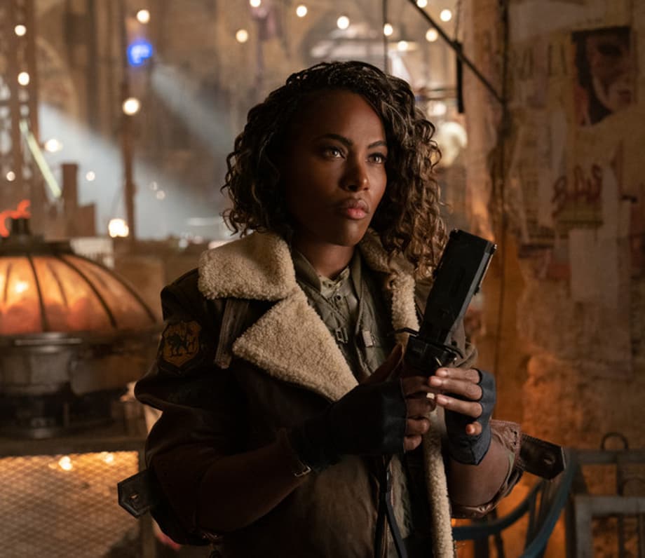 2512-D025-00444-R-CROP