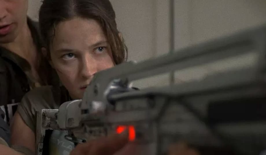 ALIEN: ROMULUS - Cailee Spaeny's Rain Carradine Wields A BIG Gun In New Stills