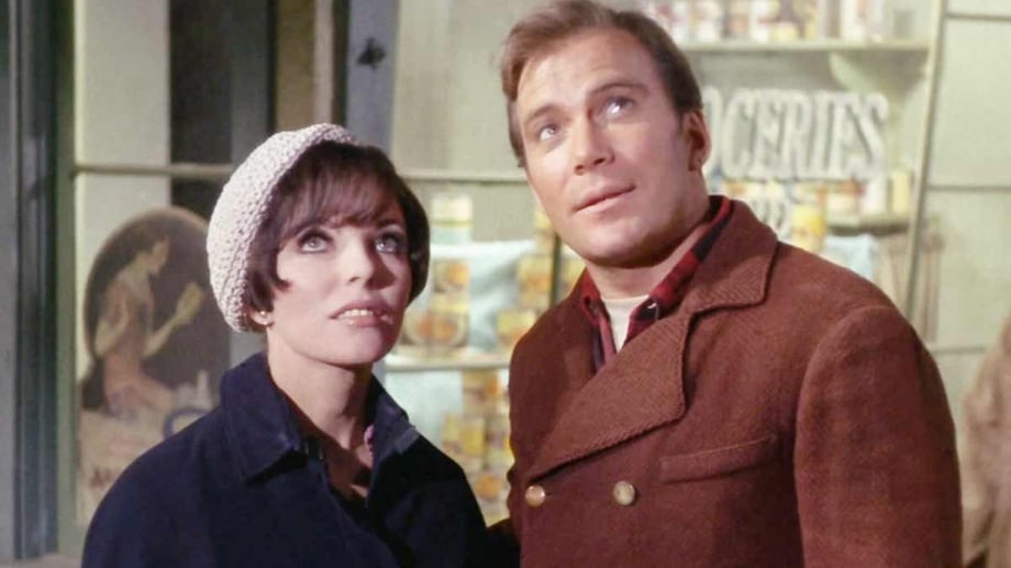 Star Trek: Strange New Worlds Showrunners Reveal Failed Plans For William Shatner To Return As Kirk