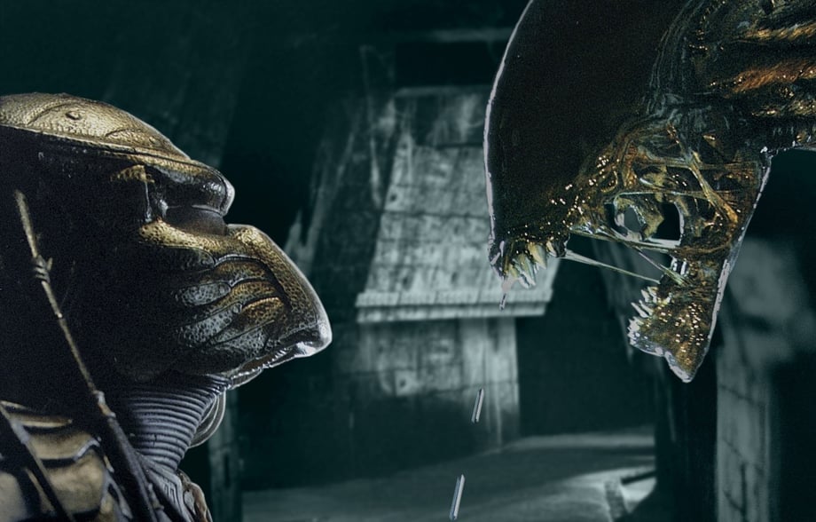 The Script For Fede Álvarez's ALIEN: ROMULUS Sequel Reportedly Features A PREDATOR!