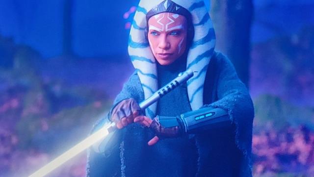 AHSOKA And STAR WARS: SKELETON CREW Reveal First Looks At Sabine Wren And  Jude Law's Character At D23